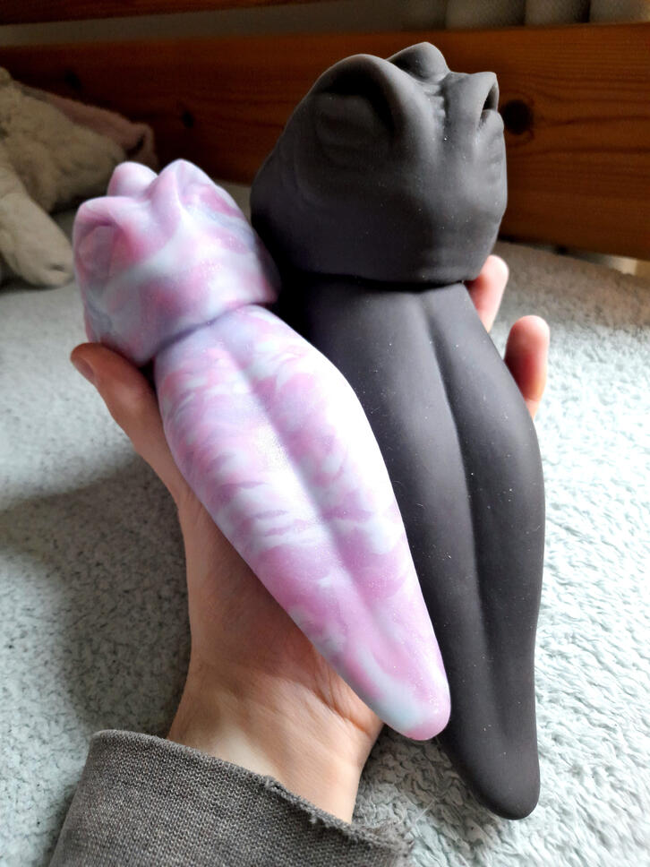 Small and Medium Winston's Tongues from Bad Dragon